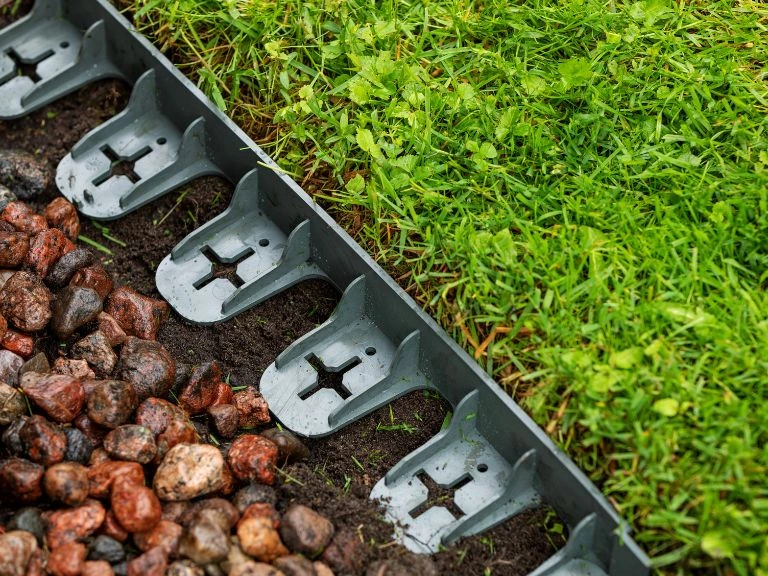 lawn-edging