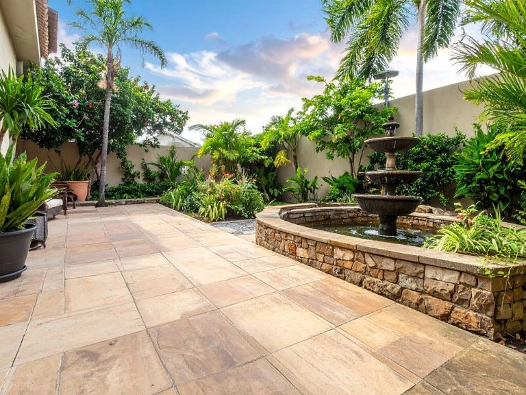 veneer stone garden wall